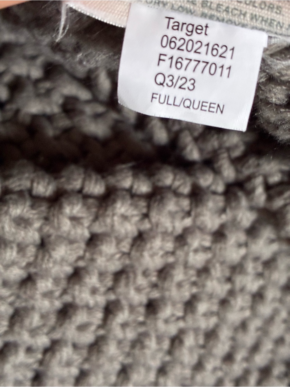 Casaluna Chunky Knit Throw in Charcoal - Picture 3 of 3